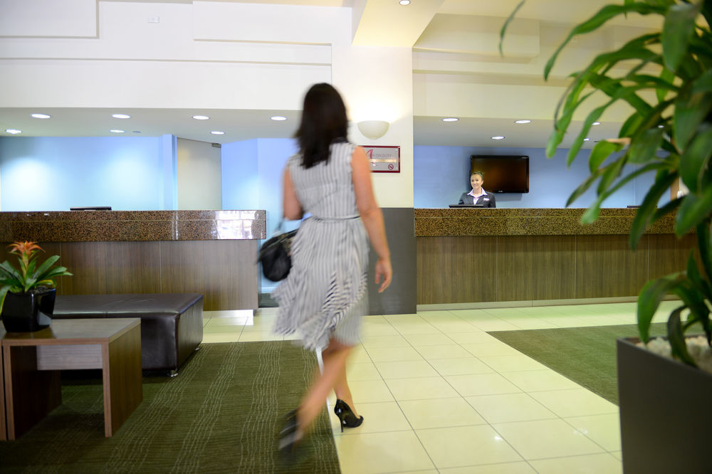 Отель Ibis Styles Adelaide Grosvenor Экстерьер фото