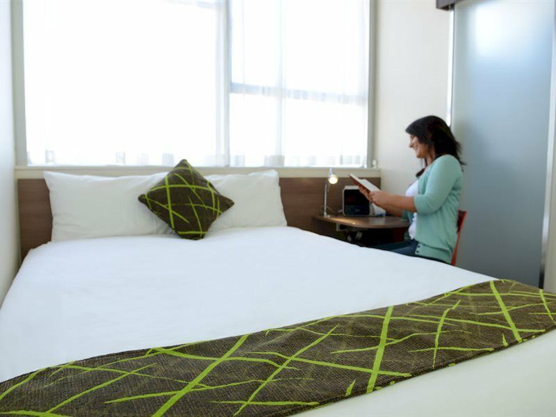 Отель Ibis Styles Adelaide Grosvenor Экстерьер фото