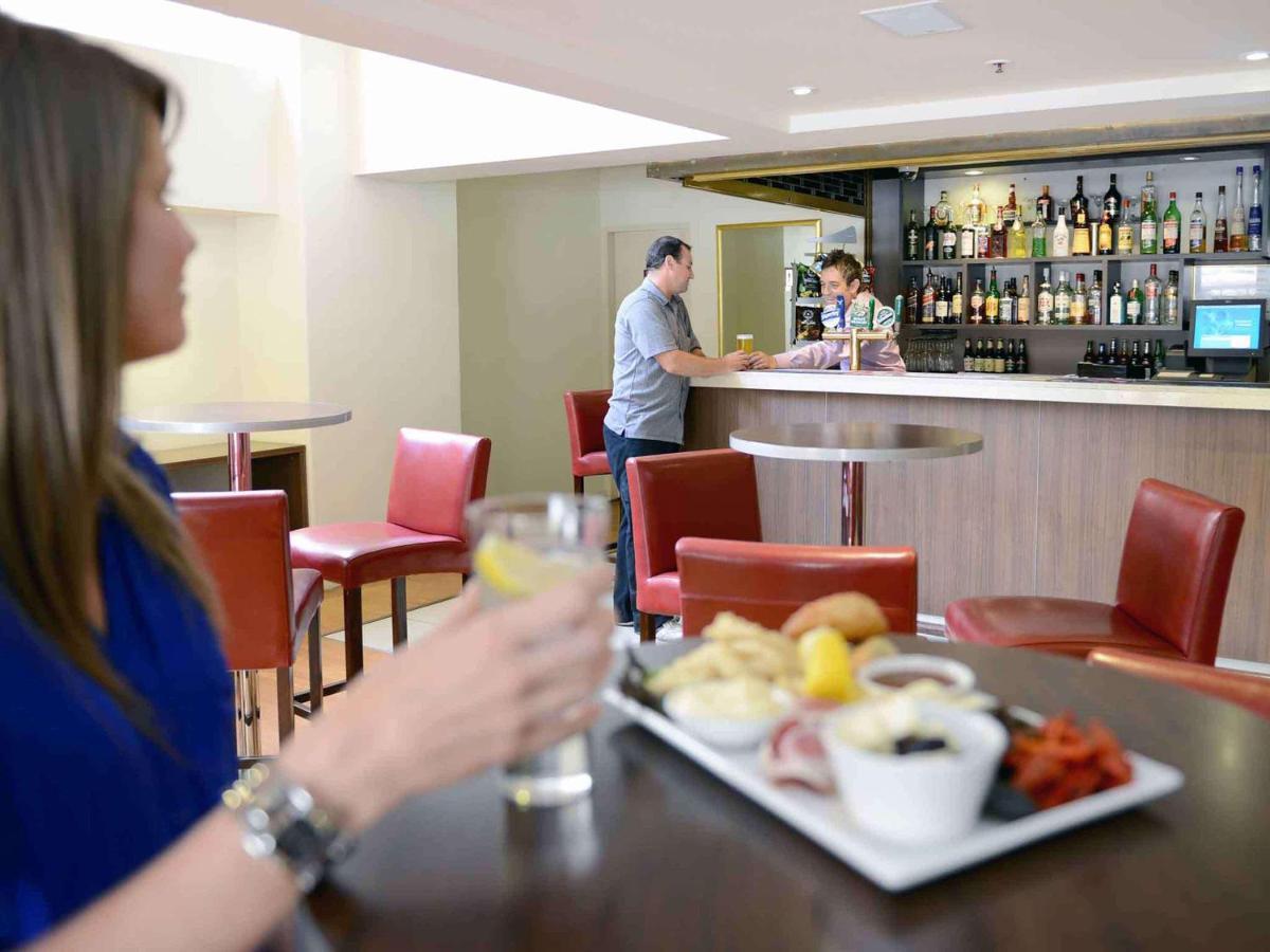 Отель Ibis Styles Adelaide Grosvenor Экстерьер фото