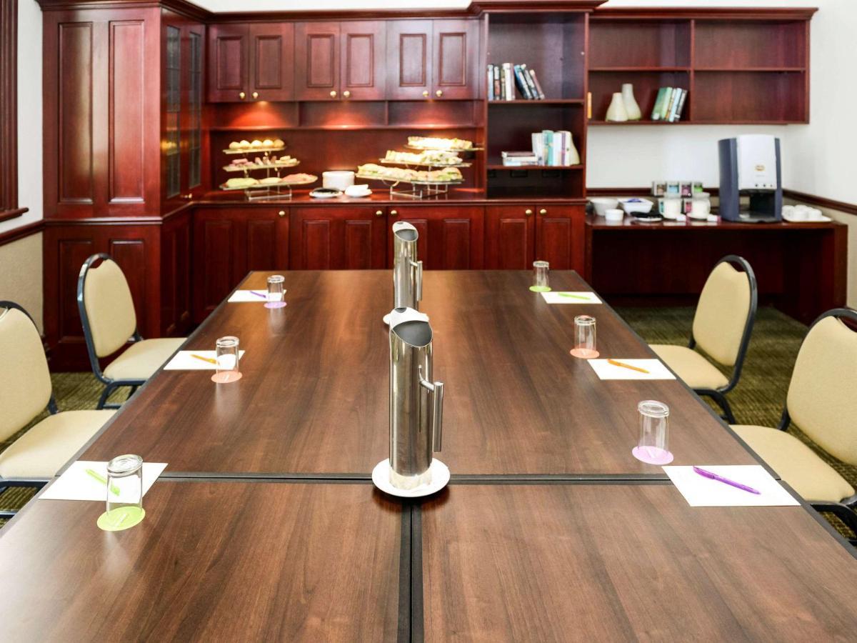 Отель Ibis Styles Adelaide Grosvenor Экстерьер фото