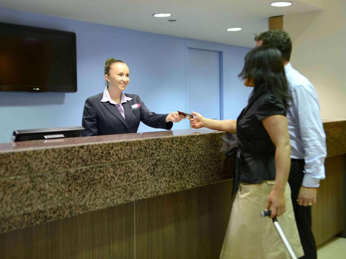 Отель Ibis Styles Adelaide Grosvenor Экстерьер фото