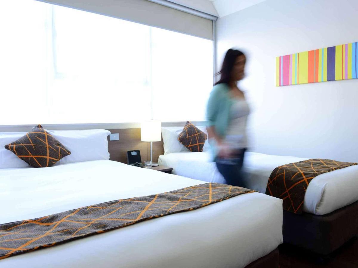 Отель Ibis Styles Adelaide Grosvenor Экстерьер фото